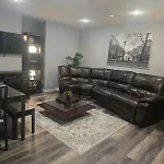 Feels Home